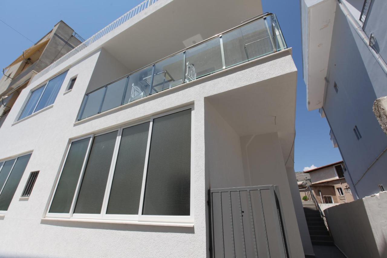 Deda Apartments Sarandë Buitenkant foto
