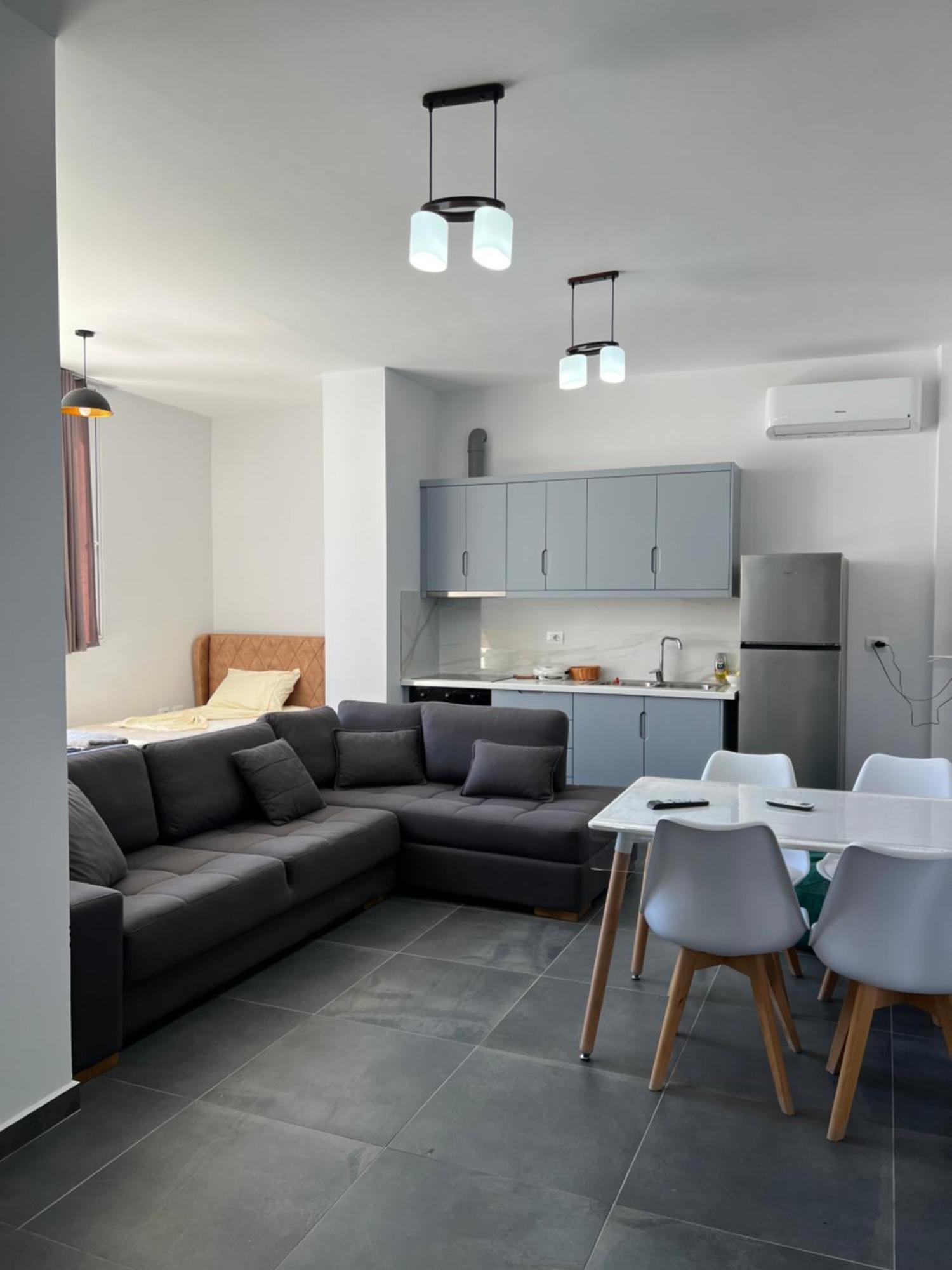 Deda Apartments Sarandë Buitenkant foto