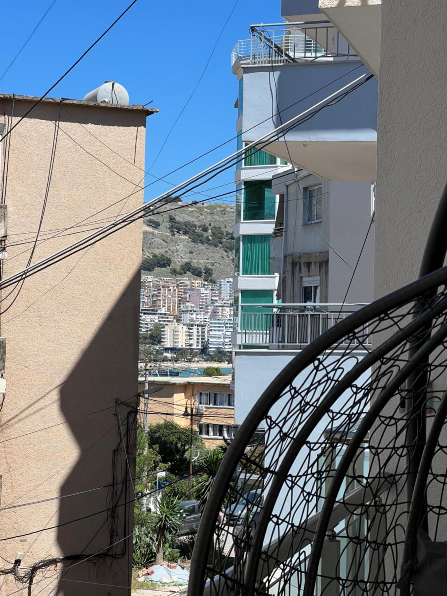 Deda Apartments Sarandë Buitenkant foto